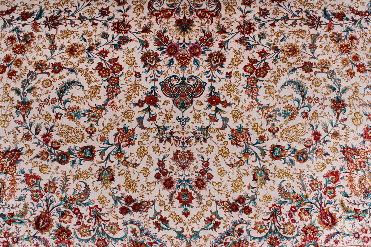 8x12 Ivory and pınk Turkish Silk Rug