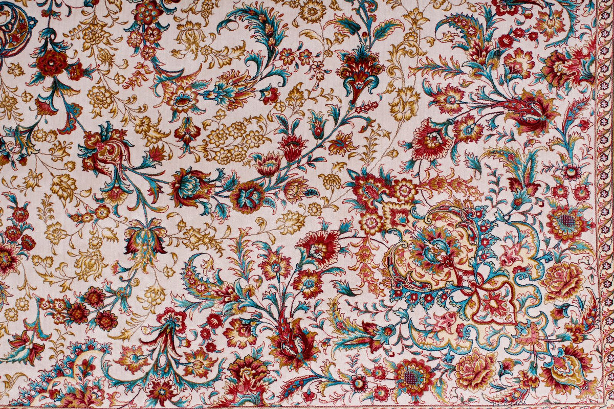 8x12 Ivory and pınk Turkish Silk Rug