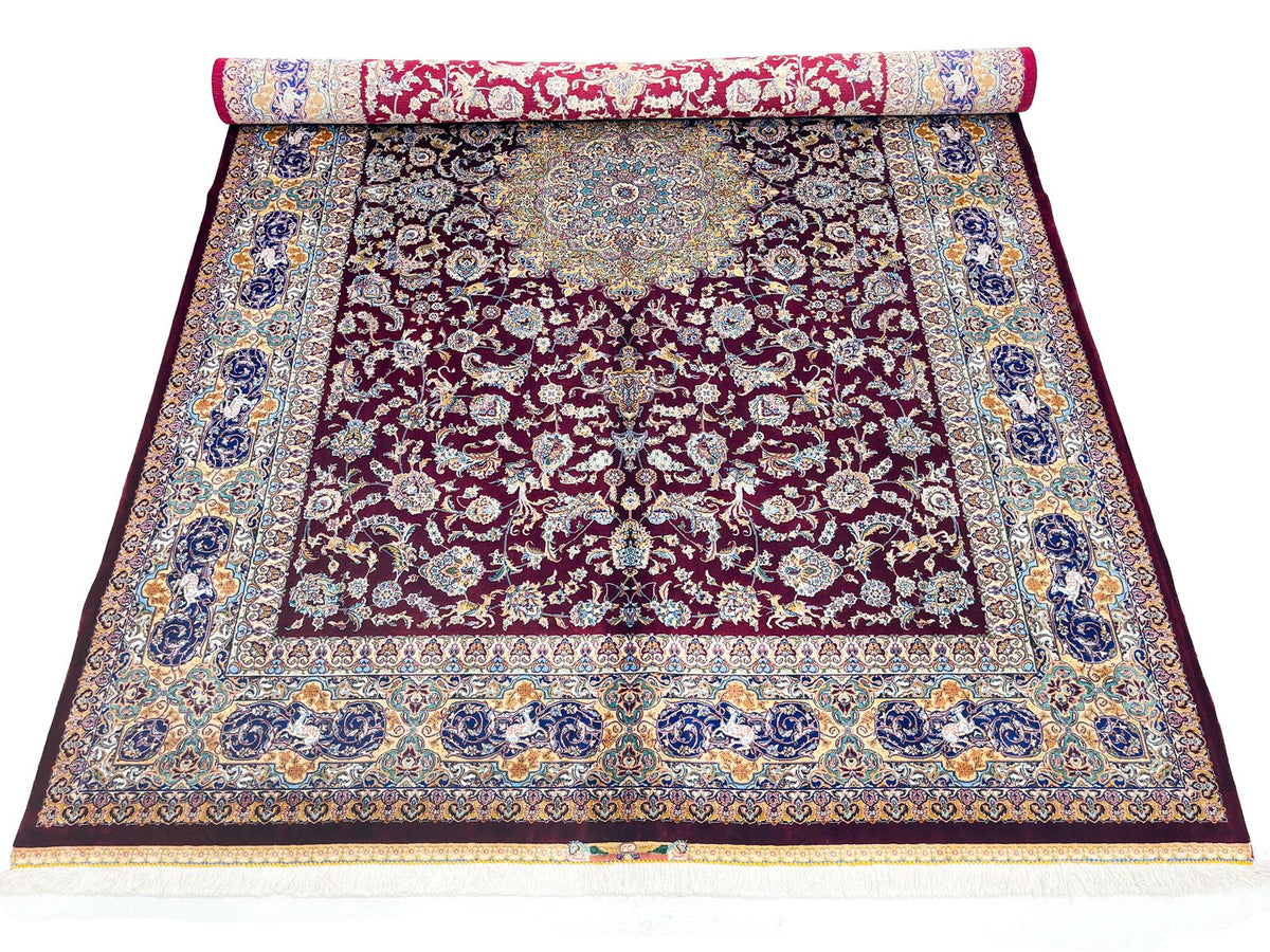 5x7 Red and Ivory Turkish Antep Rug