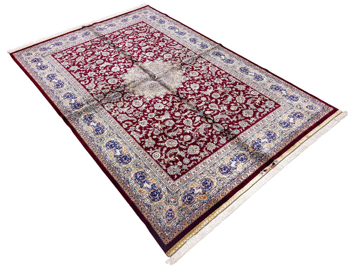 5x7 Red and Ivory Turkish Antep Rug