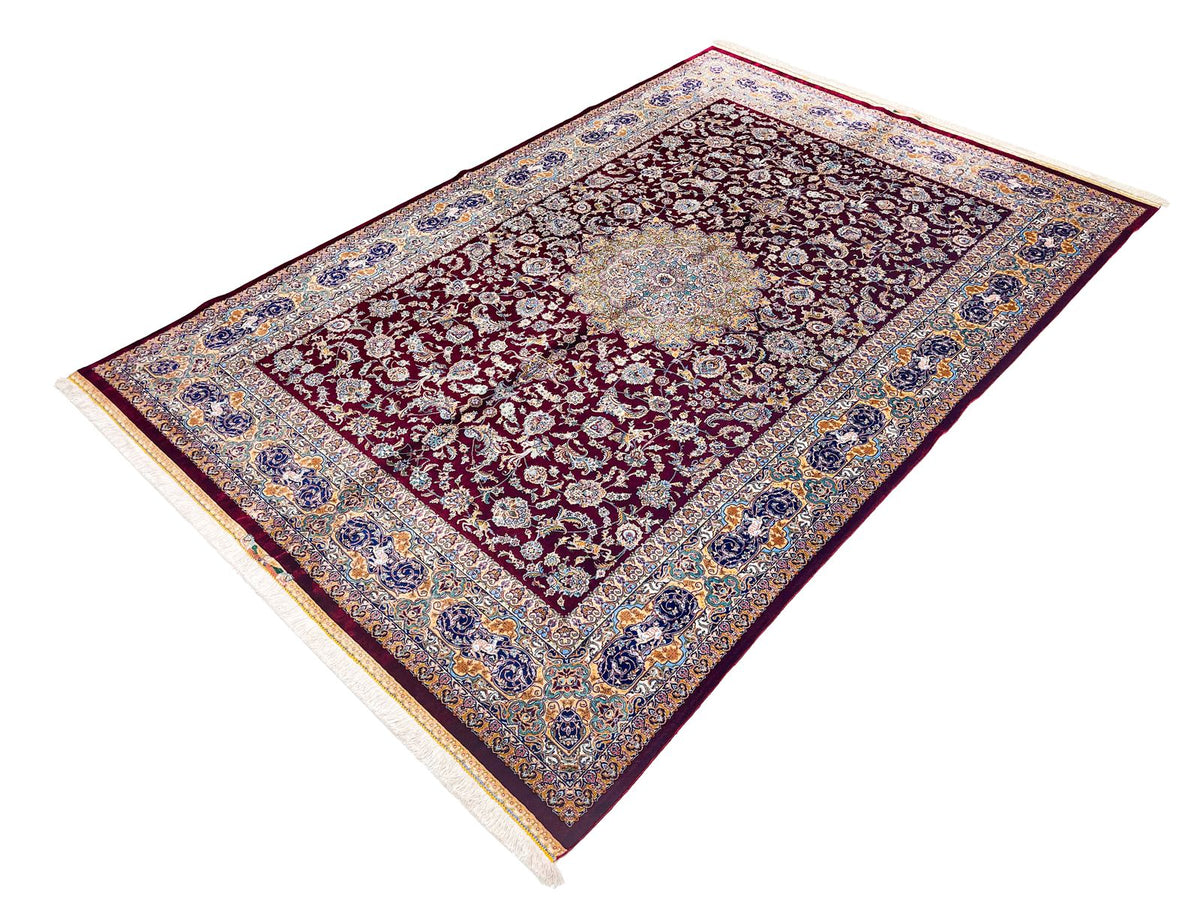 5x7 Red and Ivory Turkish Antep Rug