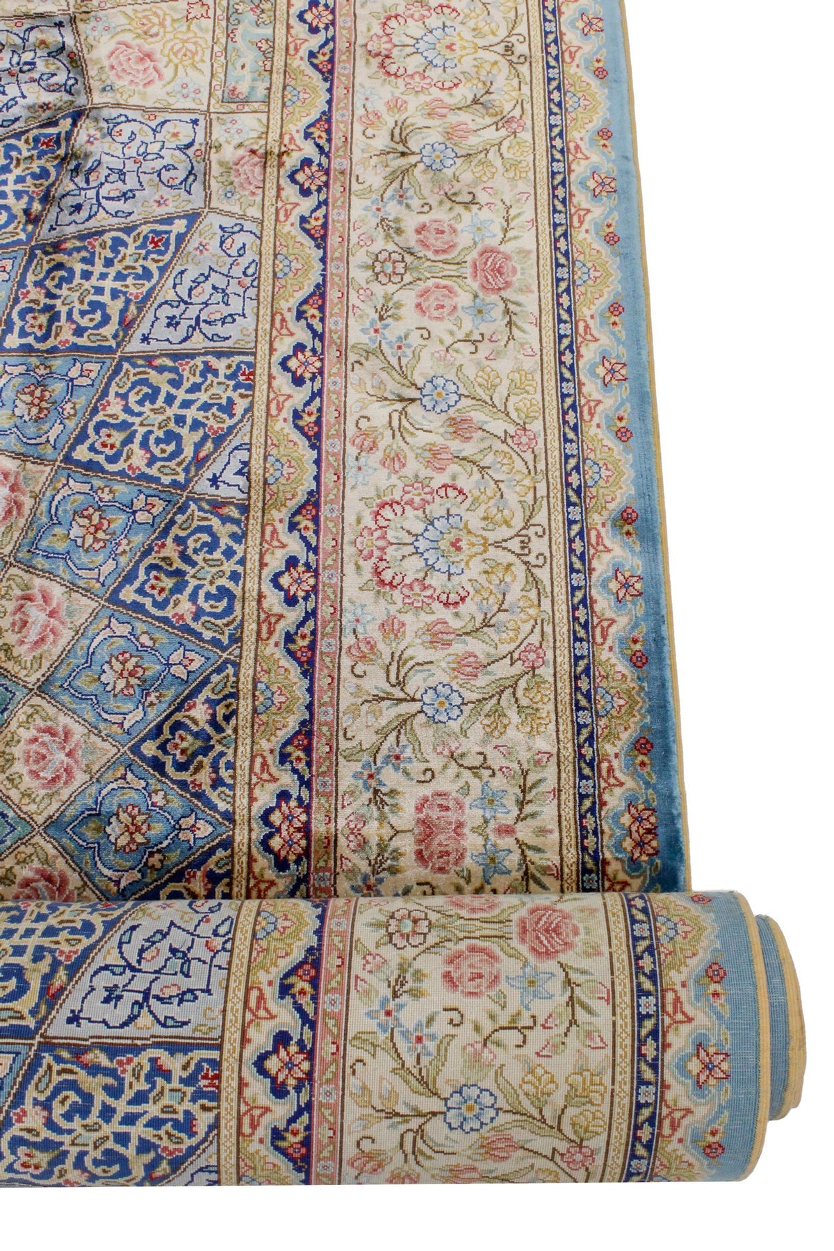 6x9 Ivory and Blue Turkish Silk Rug