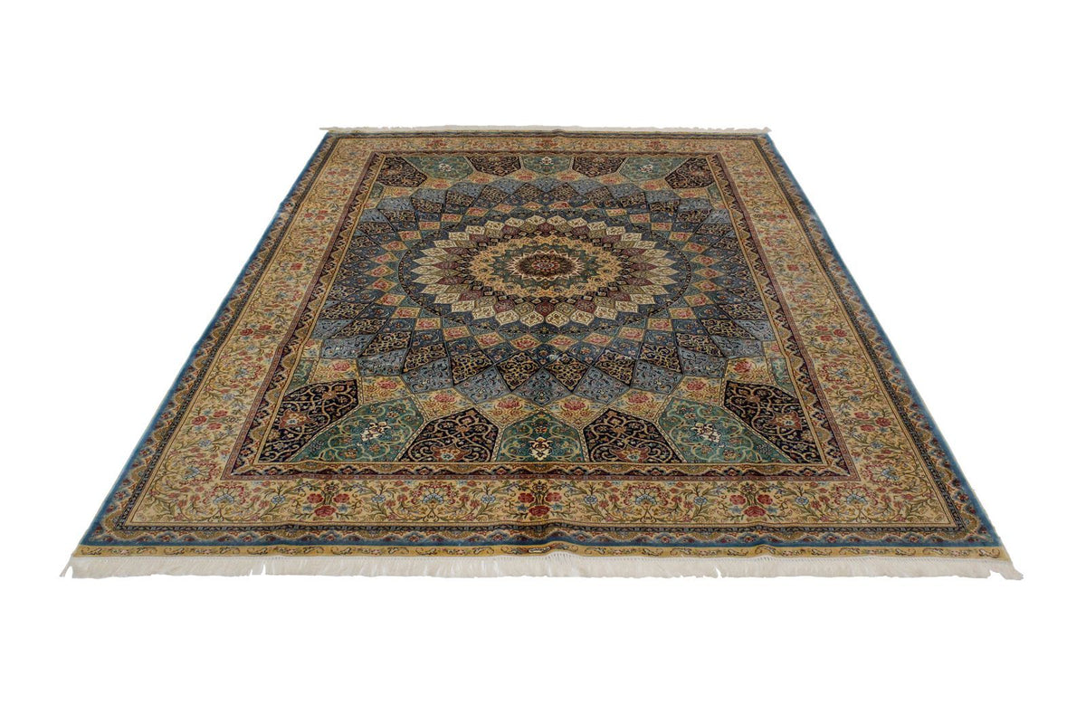 6x9 Ivory and Blue Turkish Silk Rug