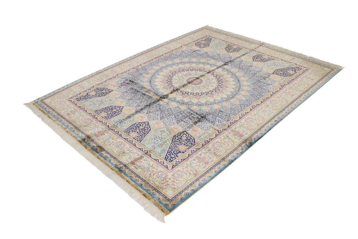 6x9 Ivory and Blue Turkish Silk Rug