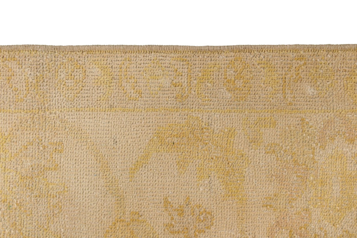7x10 Beige and Ivory Turkish Traditional Rug