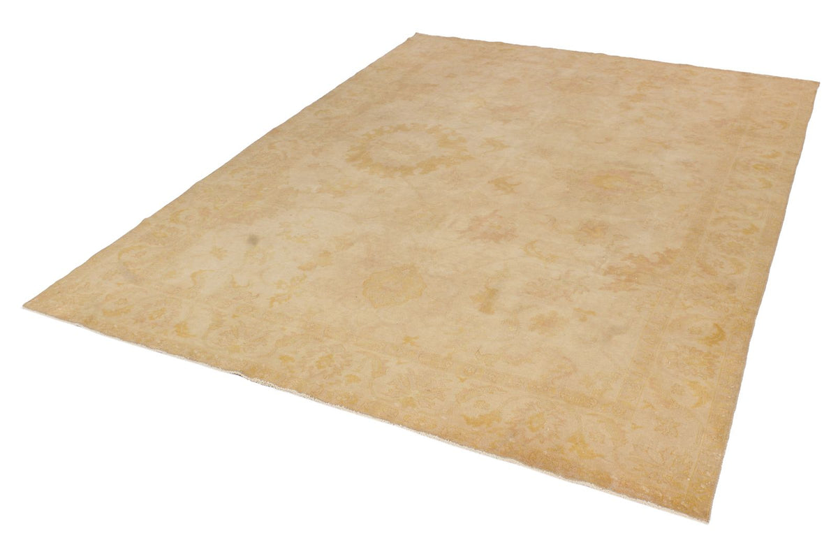 7x10 Beige and Ivory Turkish Traditional Rug