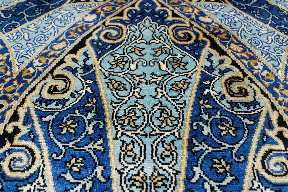 5x7 Black and Blue Turkish Silk Rug