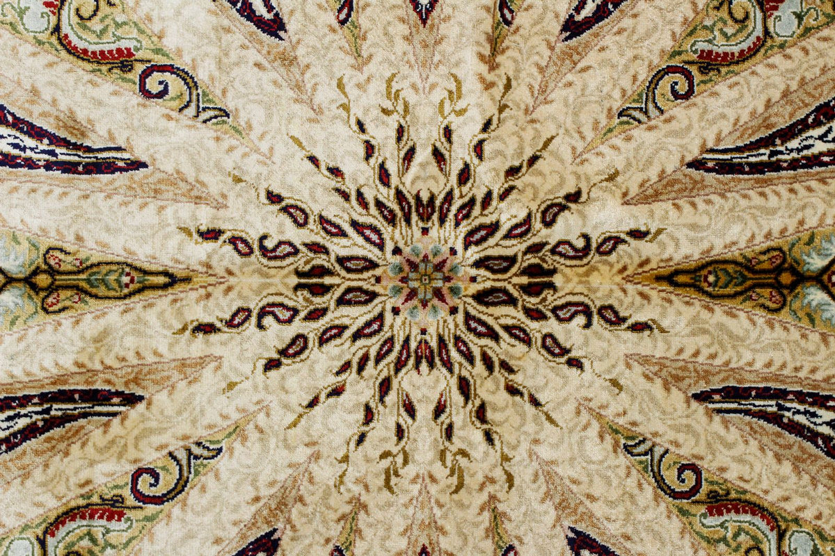 5x7 Ivory and Blue Turkish Silk Rug
