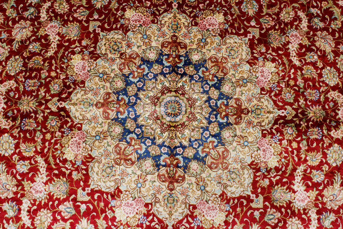 5x8 Red and Blue Turkish Silk Rug