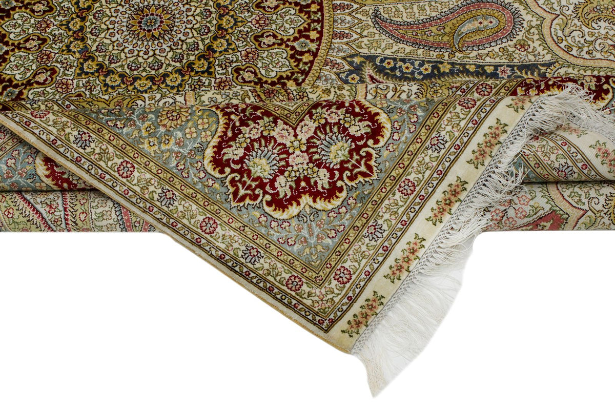 5x7 Ivory and Red Turkish Silk Rug