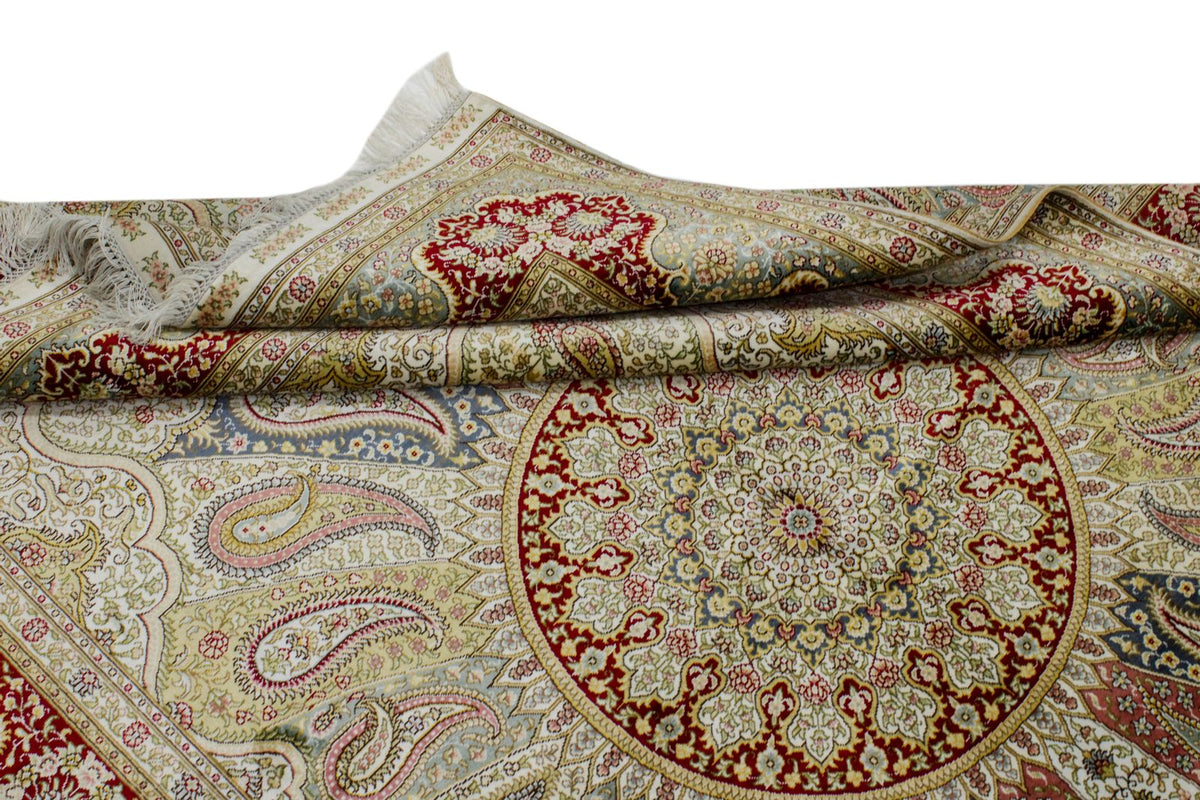 5x7 Ivory and Red Turkish Silk Rug