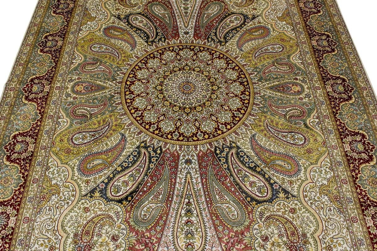 5x7 Ivory and Red Turkish Silk Rug