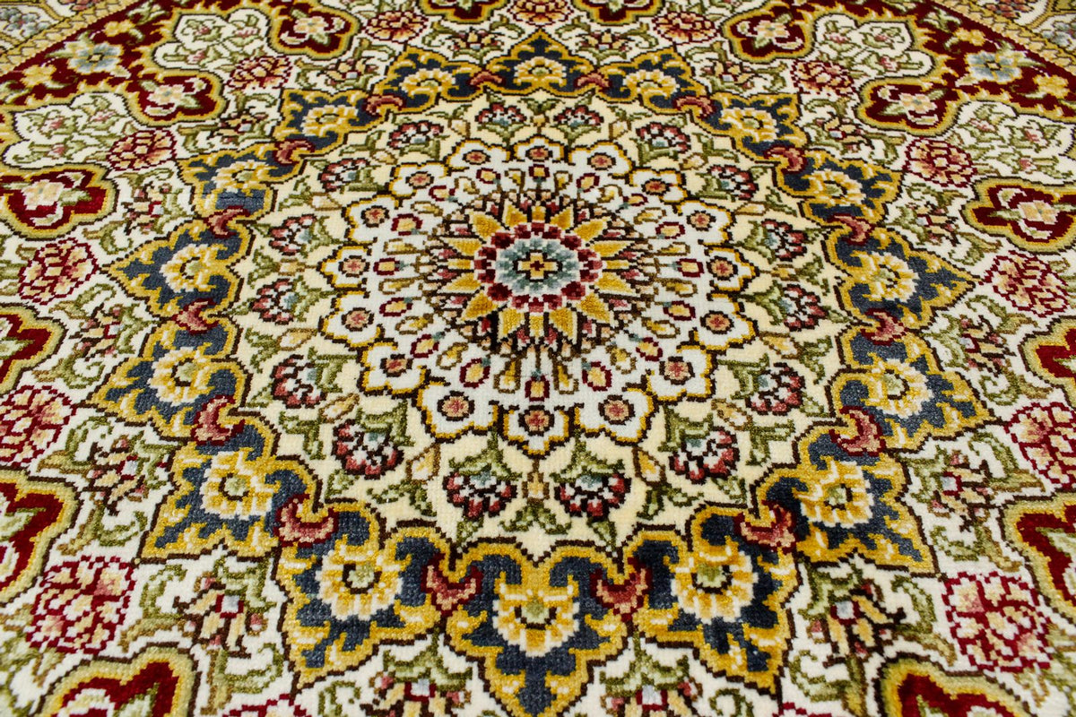 5x7 Ivory and Red Turkish Silk Rug