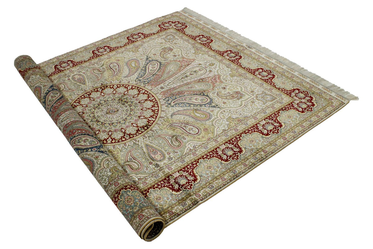 5x7 Ivory and Red Turkish Silk Rug