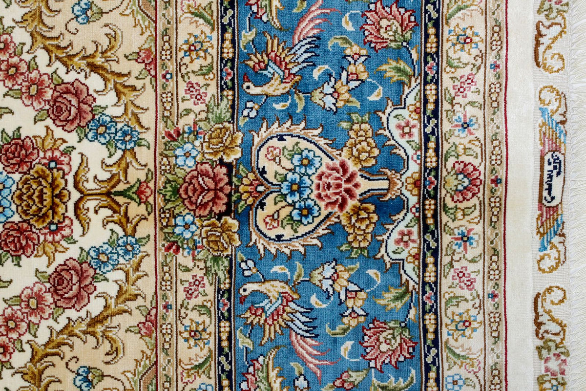 6x9 Ivory and Blue Turkish Silk Rug