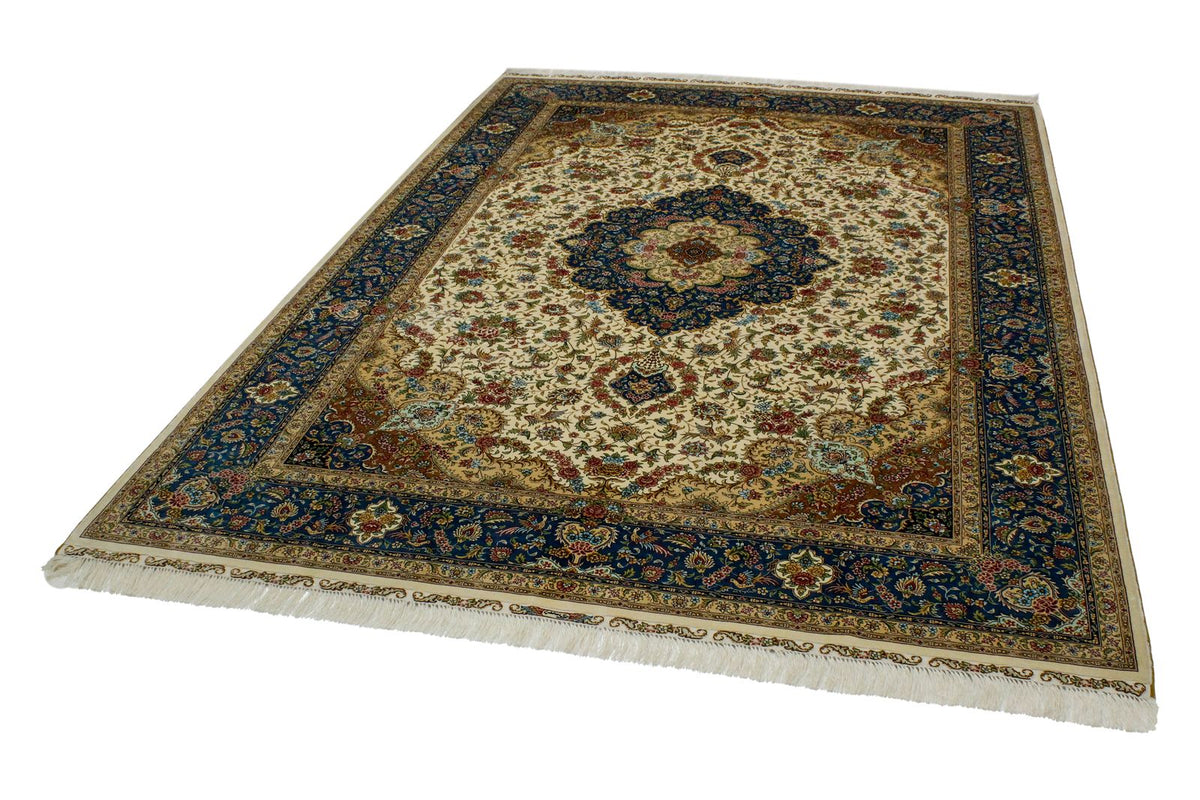 6x9 Ivory and Blue Turkish Silk Rug