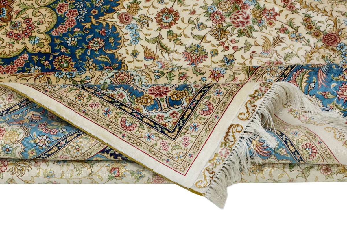 6x9 Ivory and Blue Turkish Silk Rug