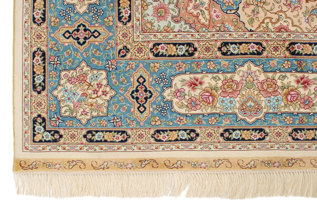 6x9 Ivory and Blue Turkish Silk Rug