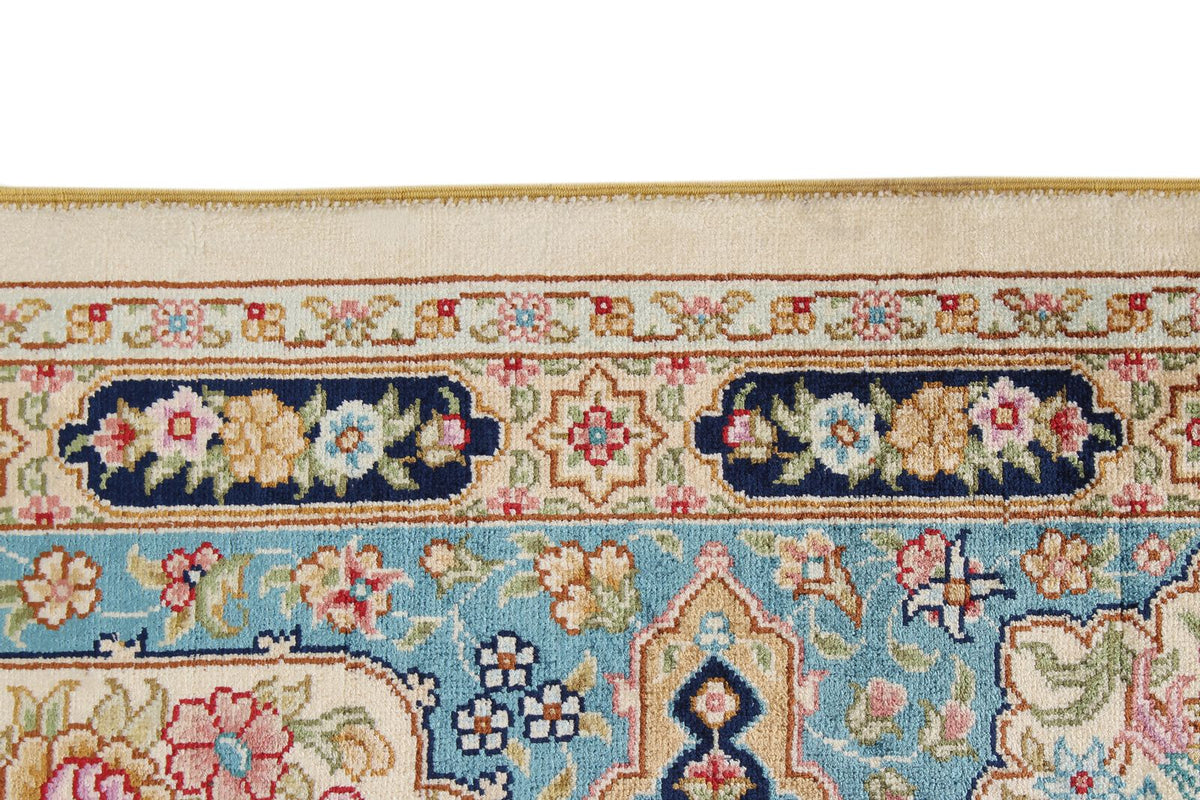 6x9 Ivory and Blue Turkish Silk Rug