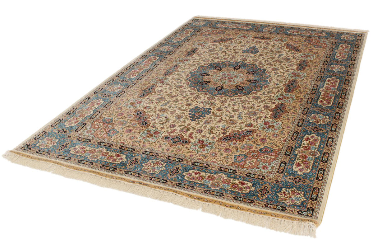 6x9 Ivory and Blue Turkish Silk Rug