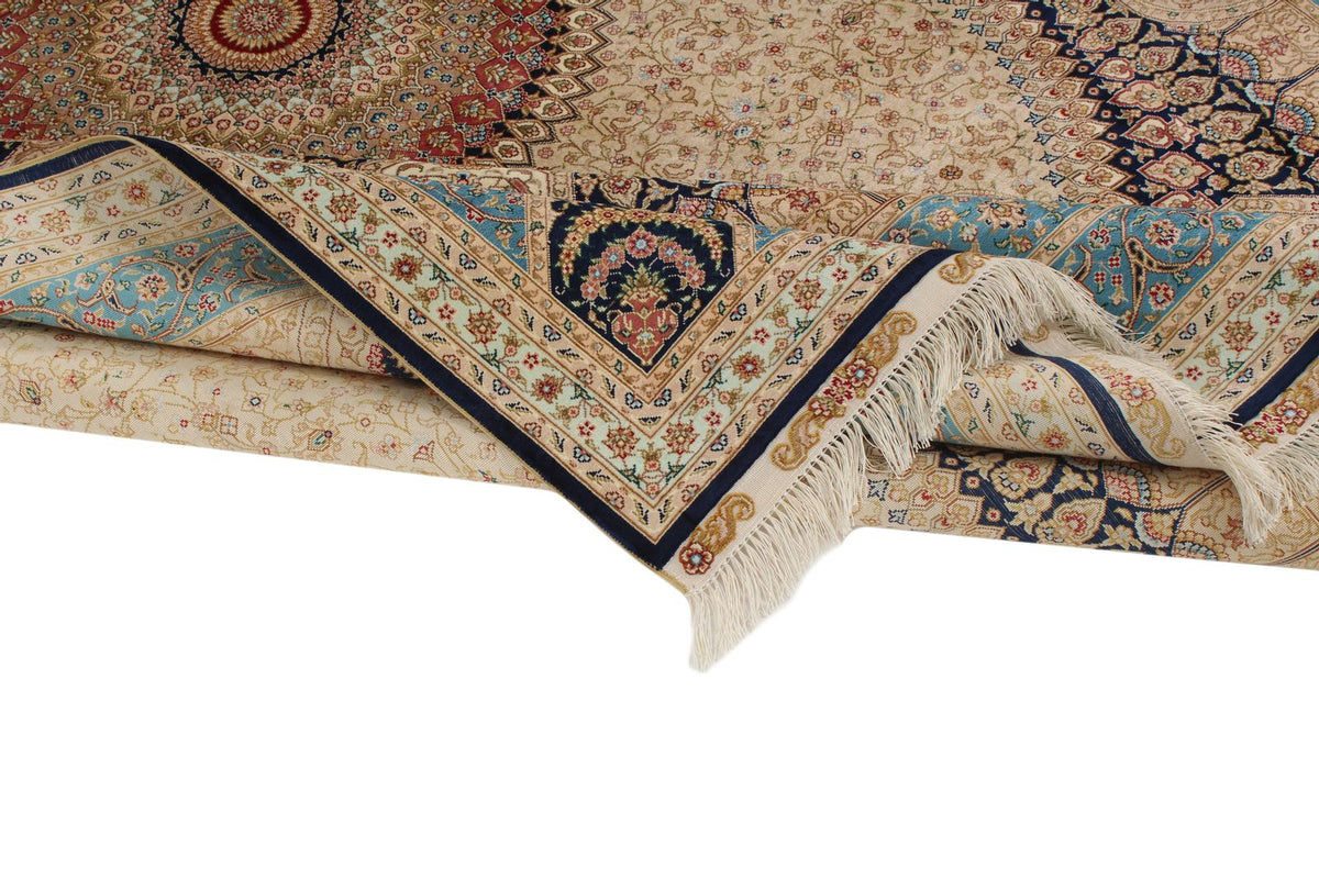 6x9 Ivory and Blue Turkish Silk Rug
