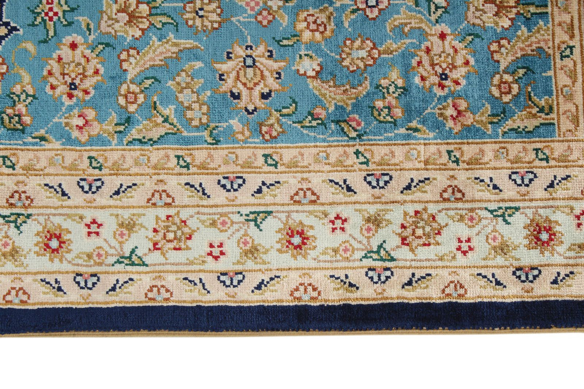 6x9 Ivory and Blue Turkish Silk Rug