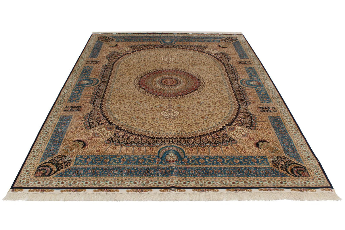 6x9 Ivory and Blue Turkish Silk Rug