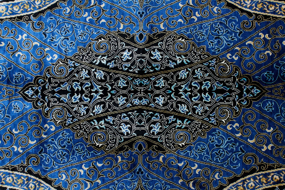 6x9 Black and Navy Turkish Silk Rug