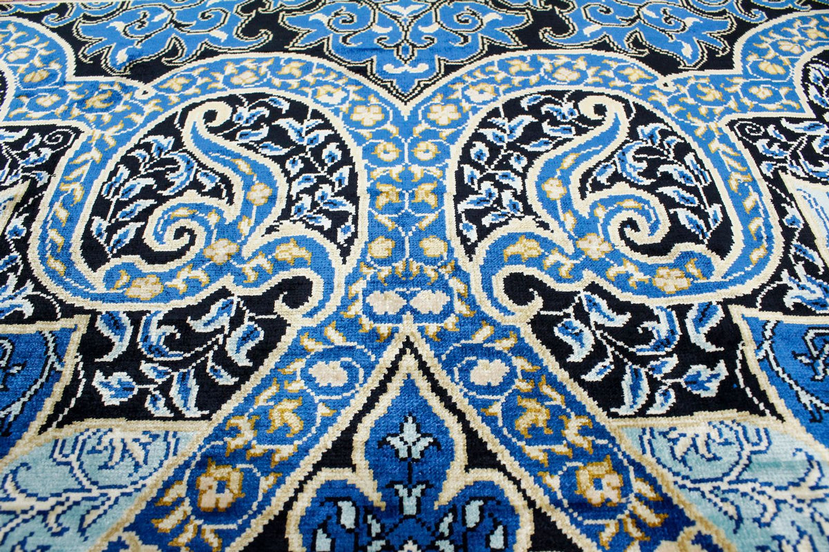 6x9 Black and Navy Turkish Silk Rug