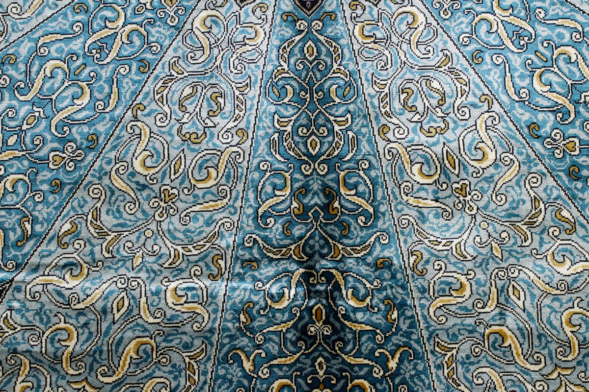 6x9 Black and Blue Turkish Silk Rug