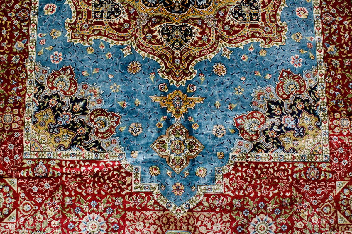 8x10 Red and Navy Turkish Silk Rug