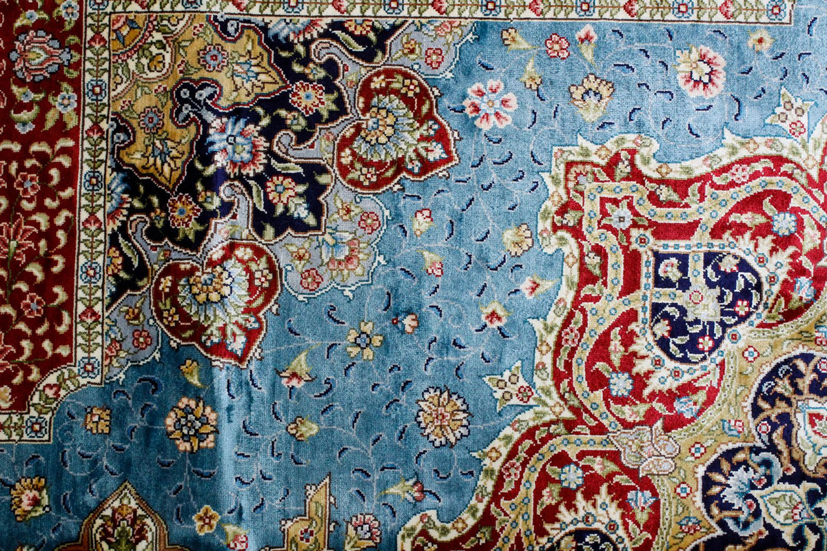 8x10 Red and Navy Turkish Silk Rug
