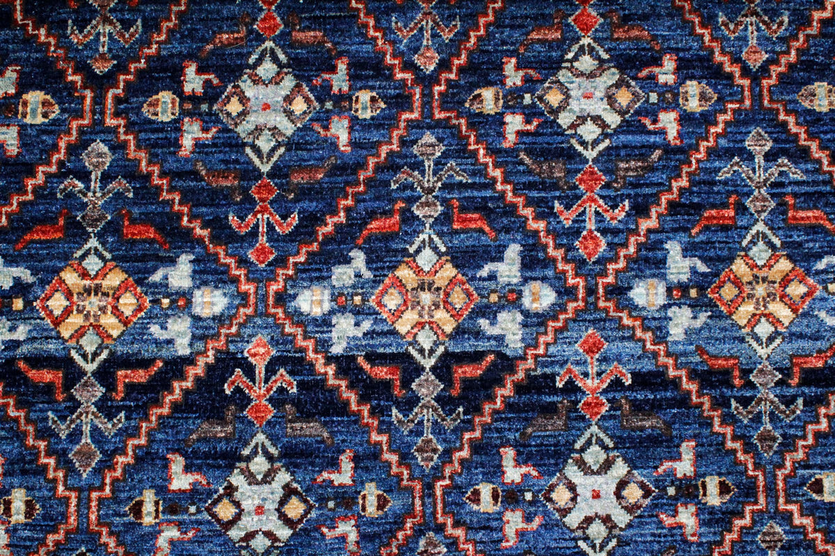 8x10 Navy and Blue Traditional Rug