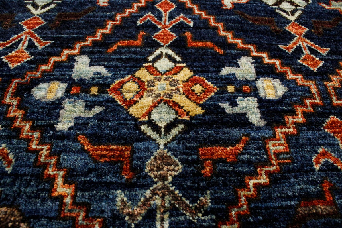 8x10 Navy and Blue Traditional Rug