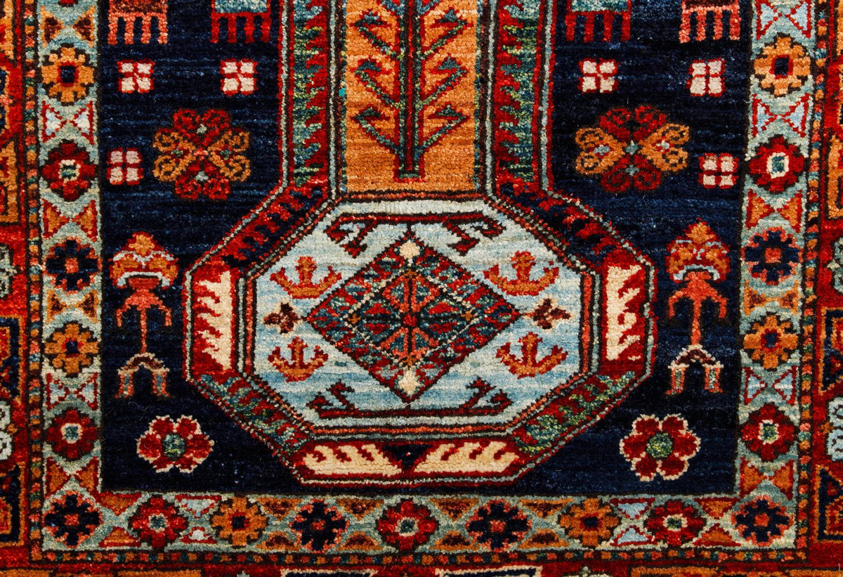 3x15 Navy and Red Traditional Runner