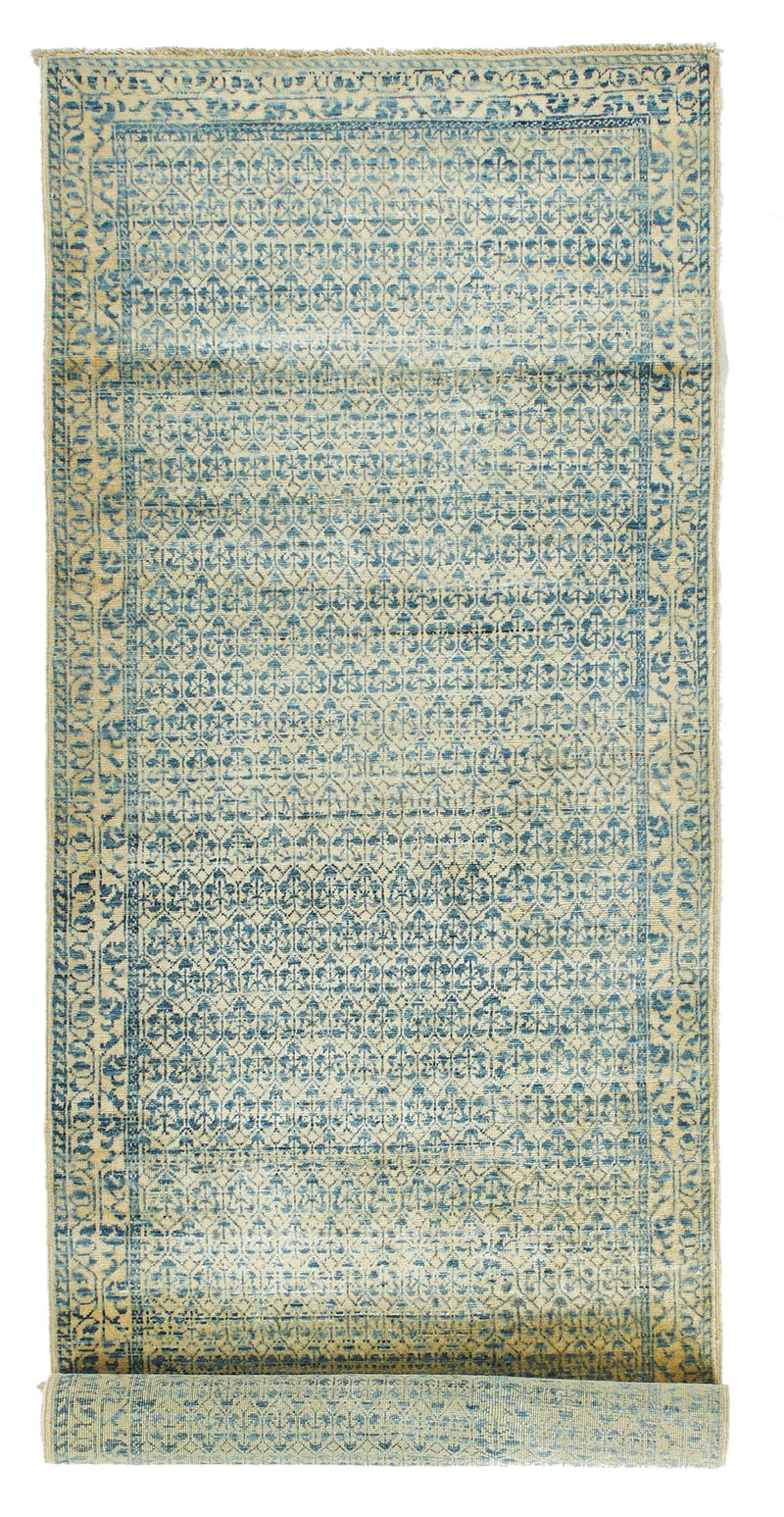 3x8 Ivory and Blue Traditional Runner