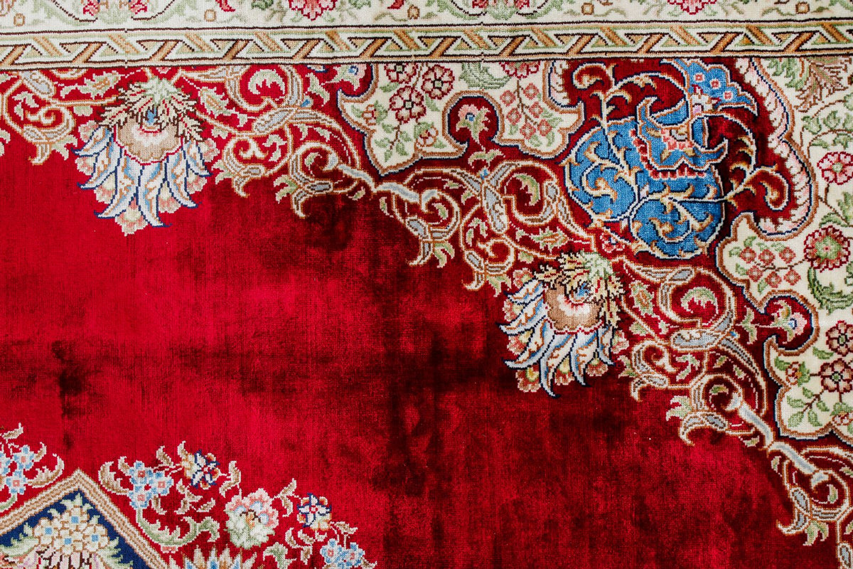 8x10 Red and Light Blue Turkish Silk Rug