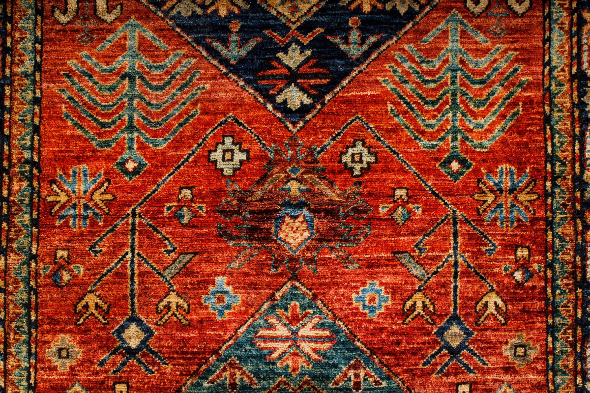 3x5 Red and Navy Traditional Rug