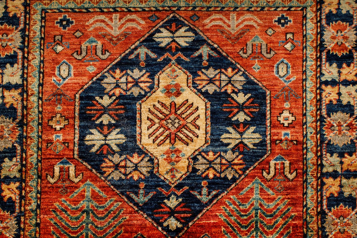 3x5 Red and Navy Traditional Rug