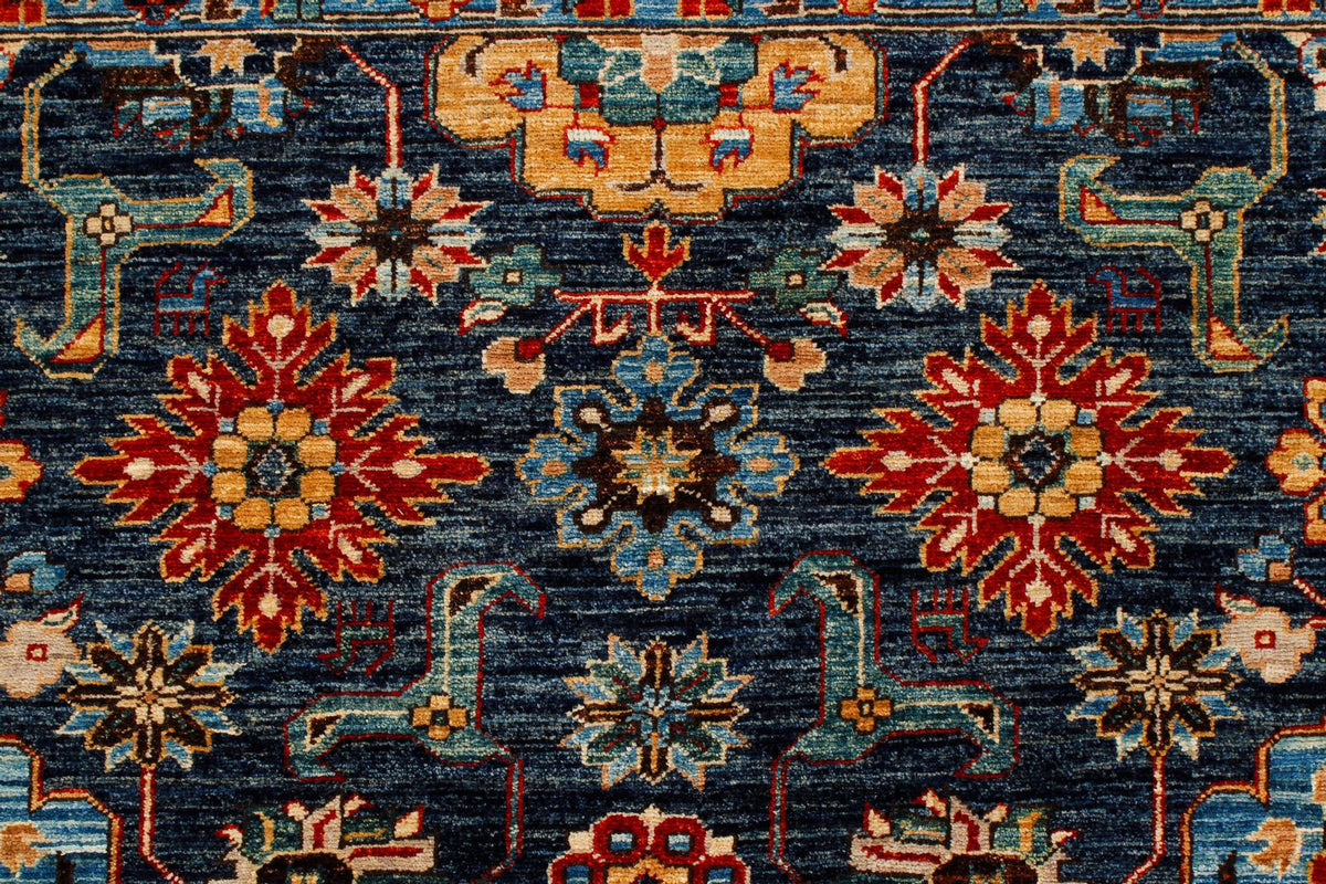 4x6 Navy and Red Traditional Rug