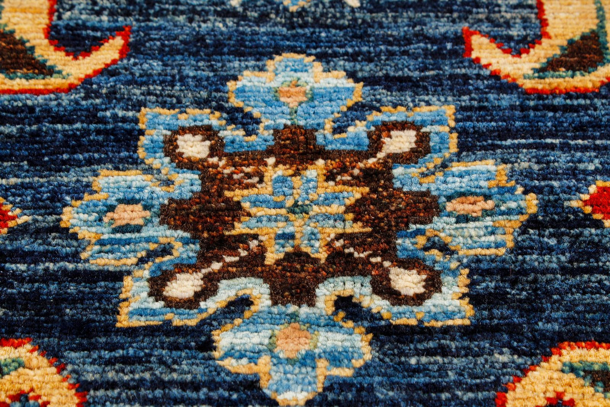 4x6 Navy and Red Traditional Rug
