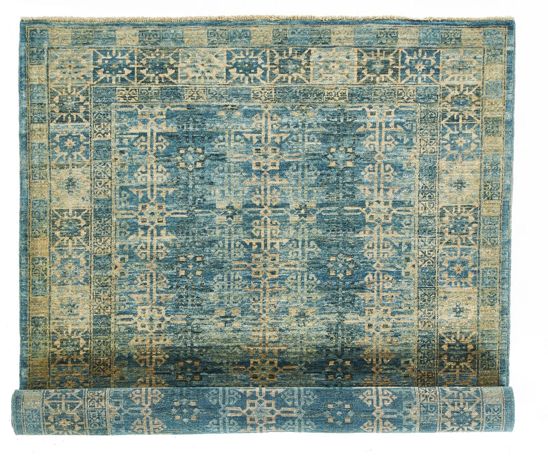 4x6 Blue and Beige Traditional Rug