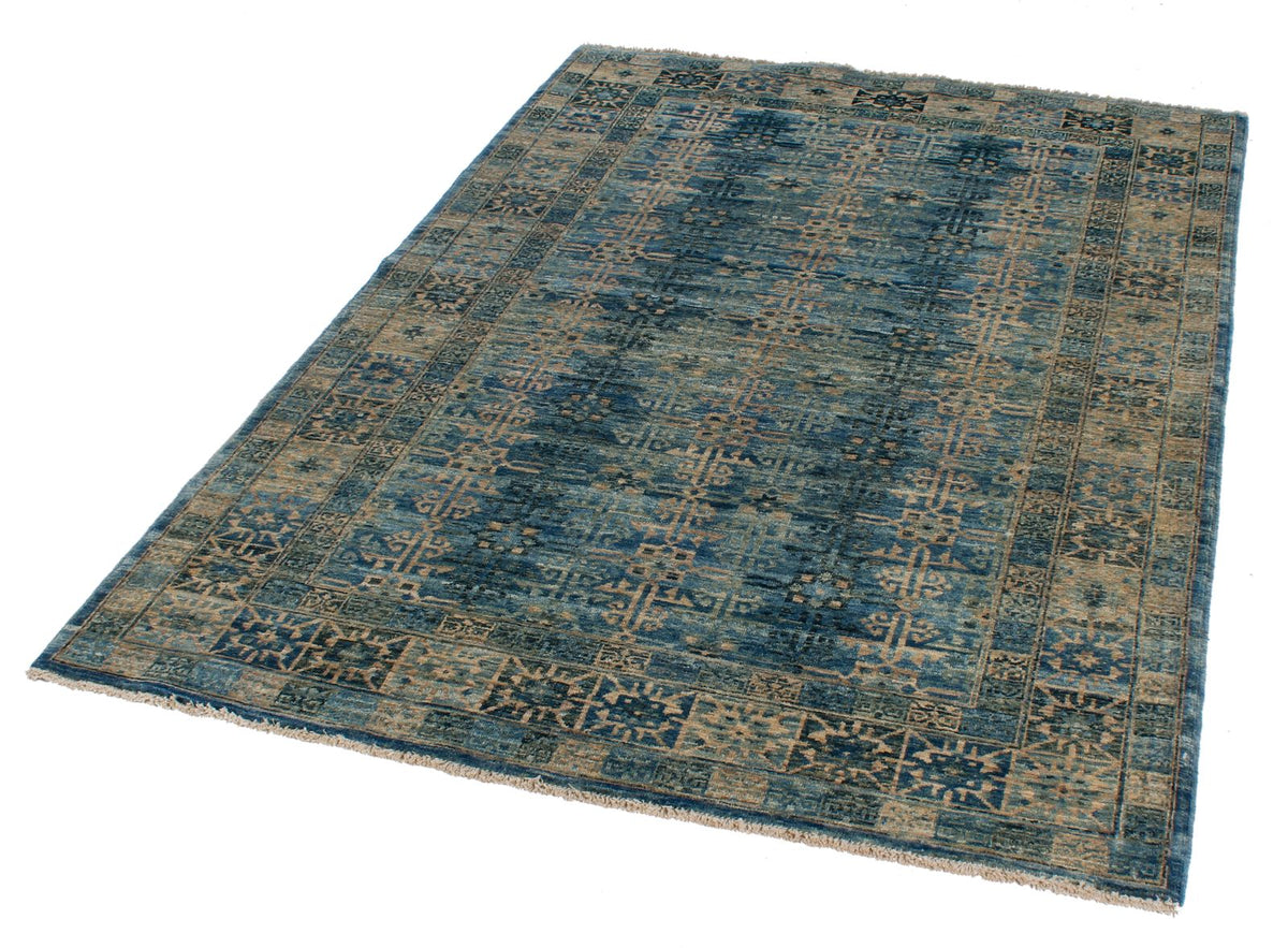4x6 Blue and Beige Traditional Rug