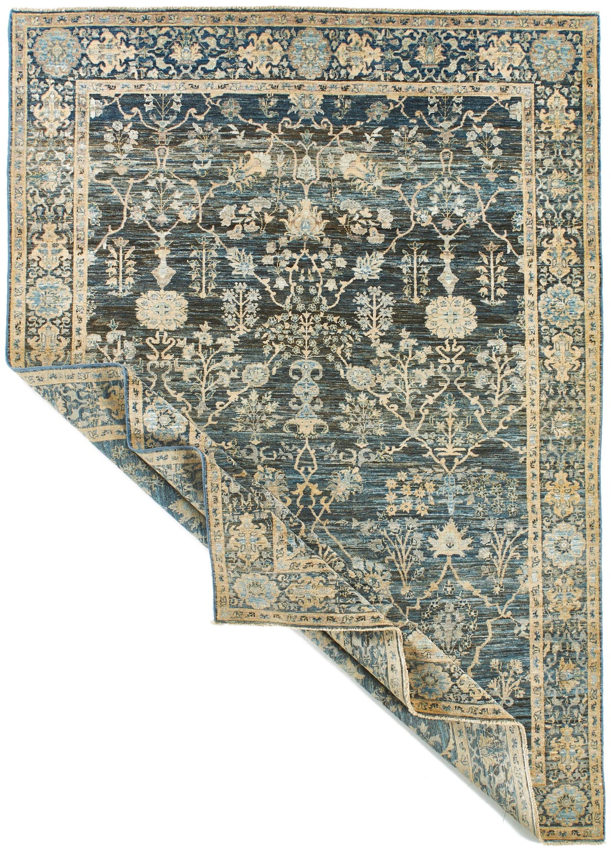 6x9 Blue and Beige Traditional Rug