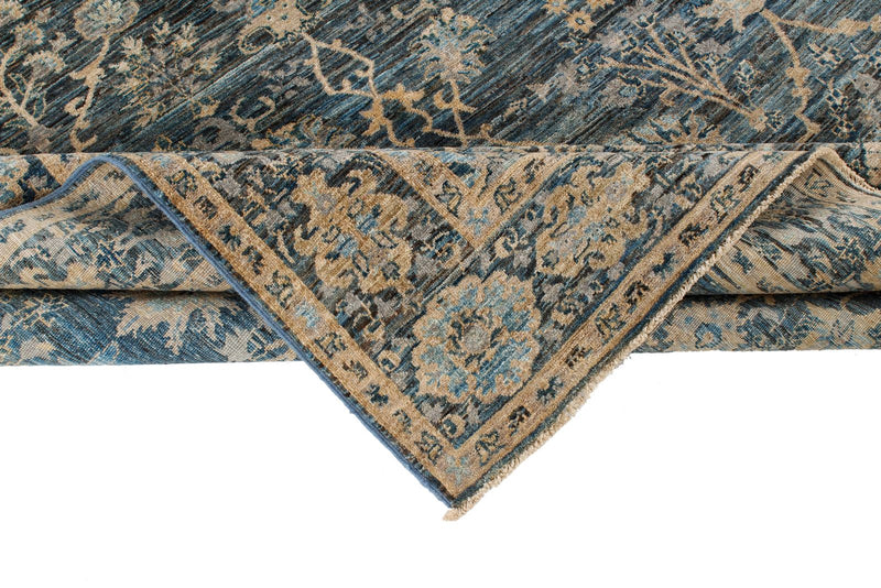 6x9 Blue and Beige Traditional Rug