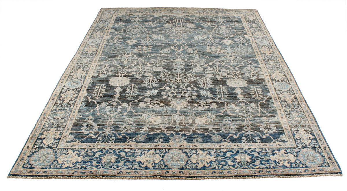 6x9 Blue and Beige Traditional Rug