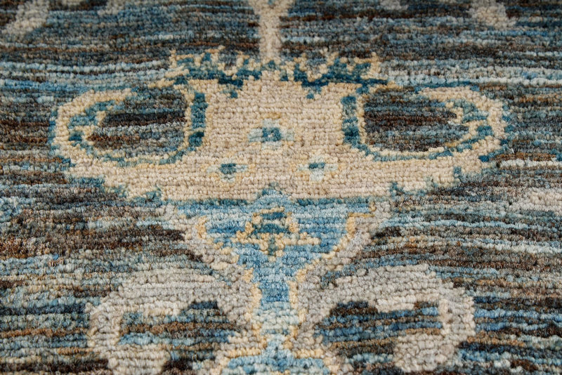 6x9 Blue and Beige Traditional Rug