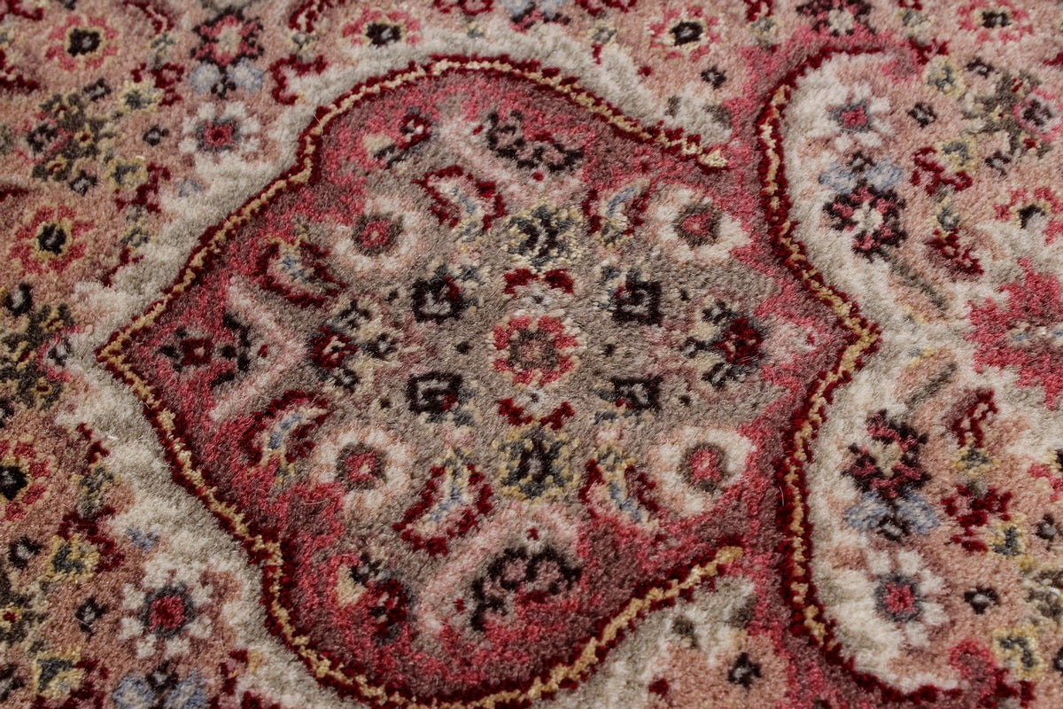 4x6 Purple and Beige Persian Traditional Rug