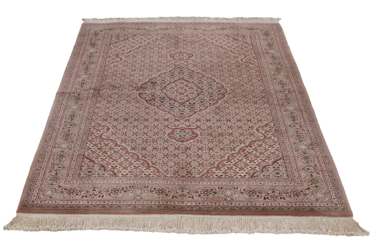 4x6 Purple and Beige Persian Traditional Rug