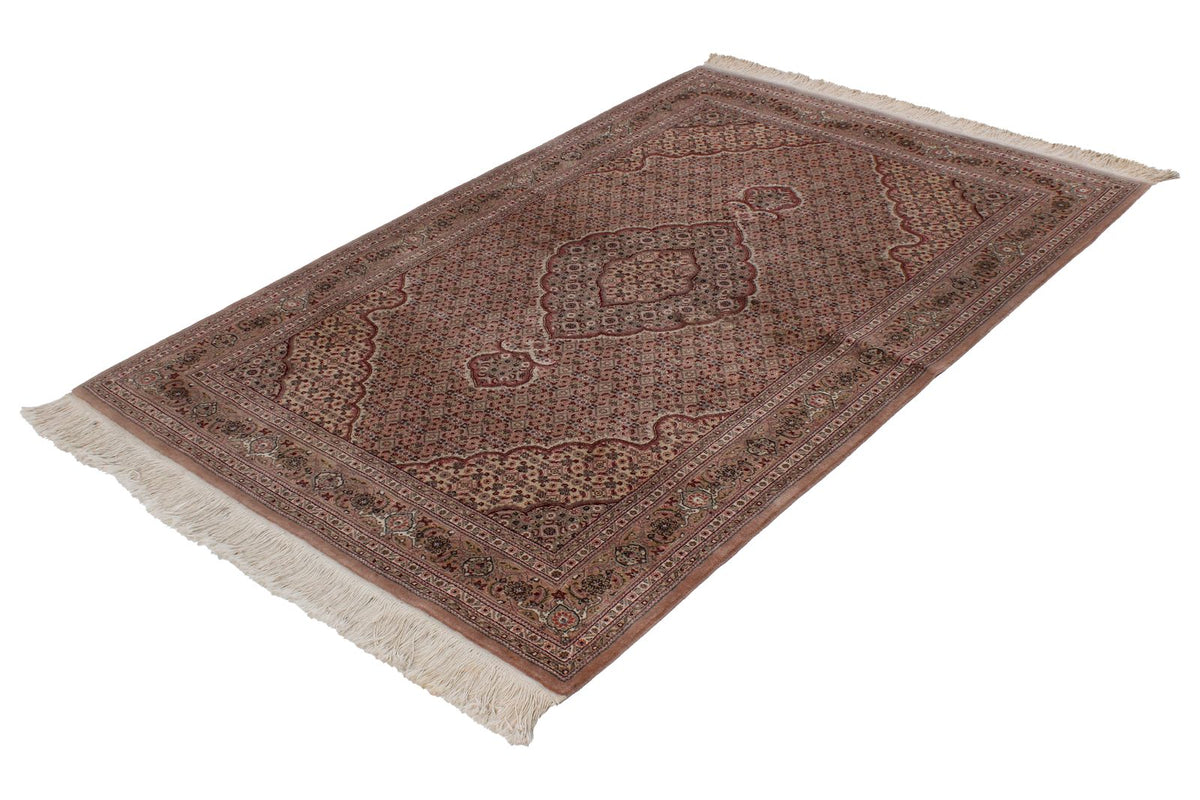 4x6 Purple and Beige Persian Traditional Rug